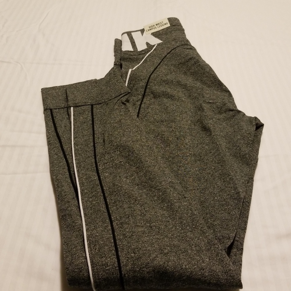 Heather grey leggings